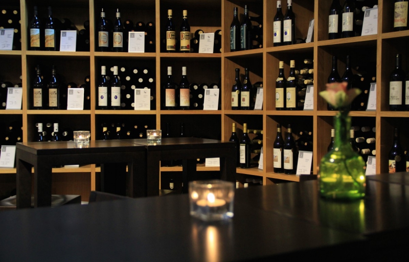 magasin-PEONE-min_wine_vinorama_wine_bottle_cellar_red_wine_wines_storage_wine_rack-1077047